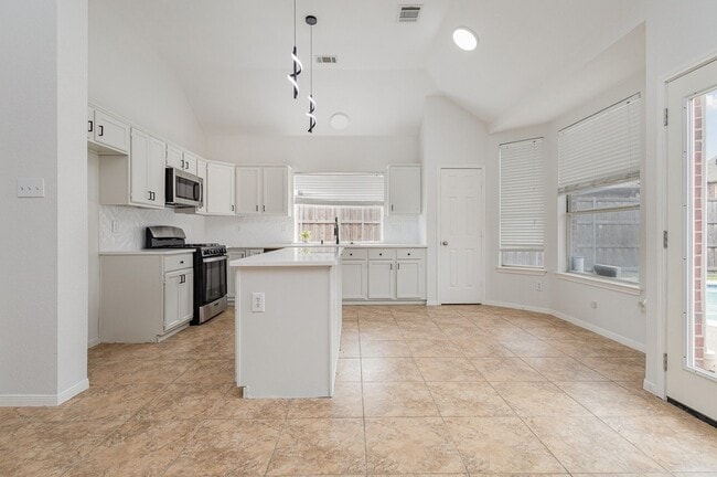 Building Photo - 7318 Harbor Dr