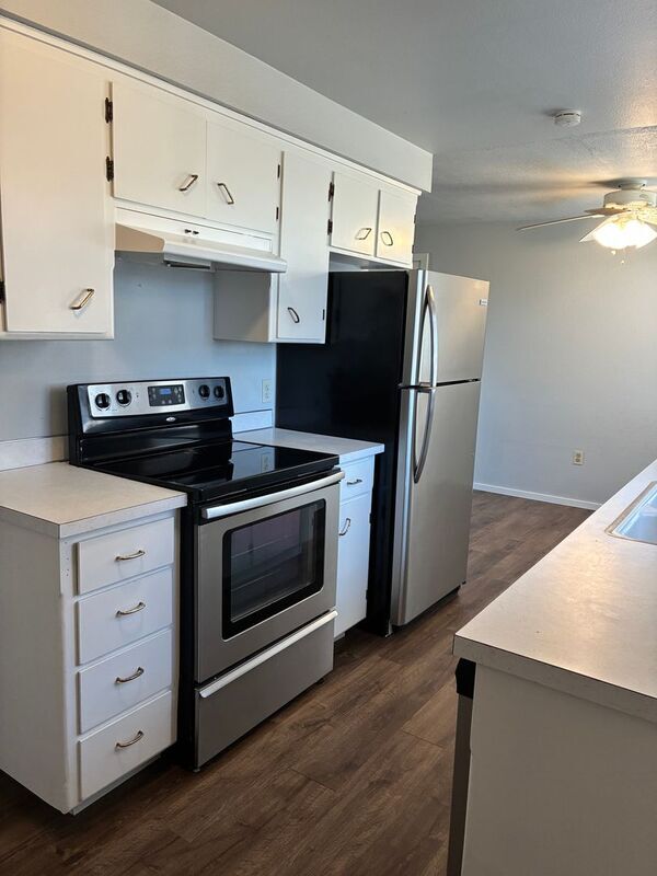 Building Photo - 1212 13th St