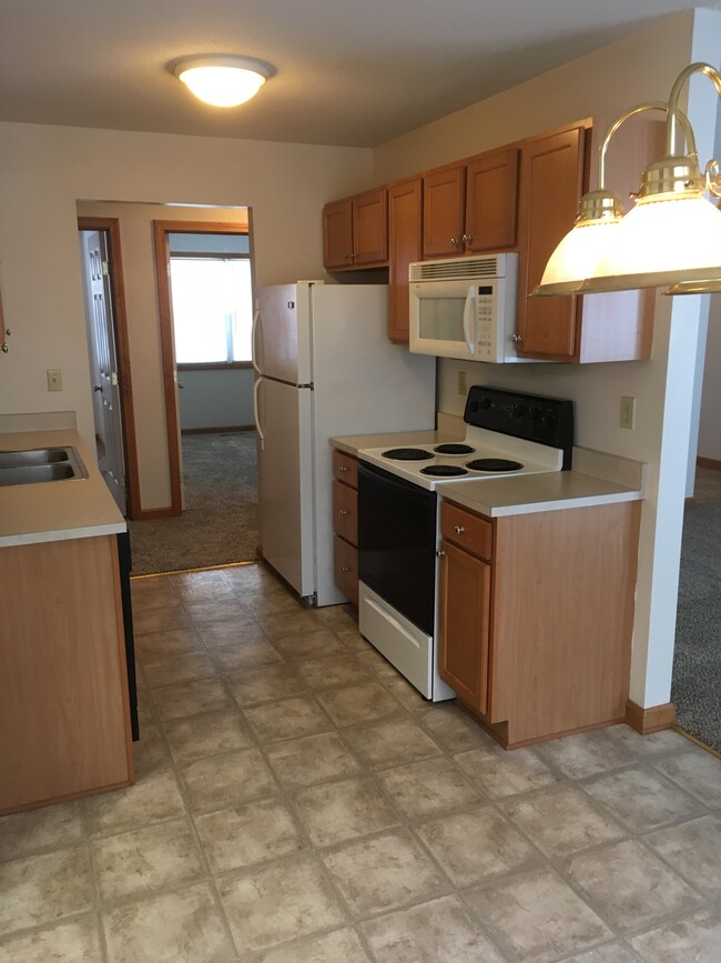 Kitchen to Hallway - 5332 Cider Mill Rd