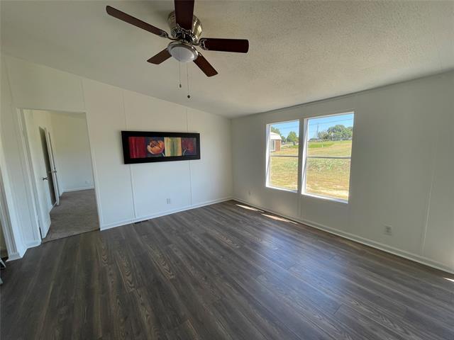 Building Photo - 156 Creekview Meadows Dr