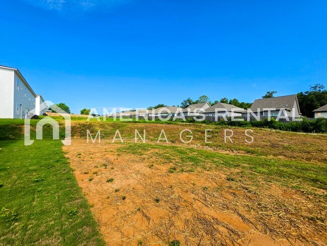 Building Photo - 105 Park Dr S