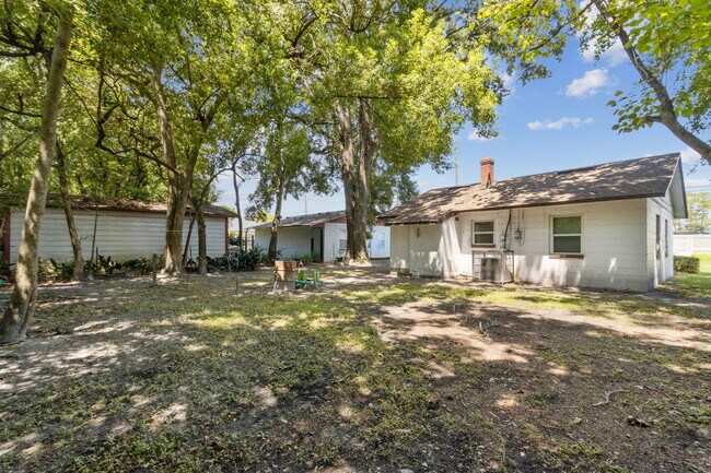 Building Photo - 3128 Rayford St