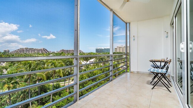 Building Photo - 555 Crandon Blvd