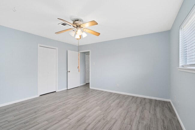 Building Photo - 10623 Wickersham Ln