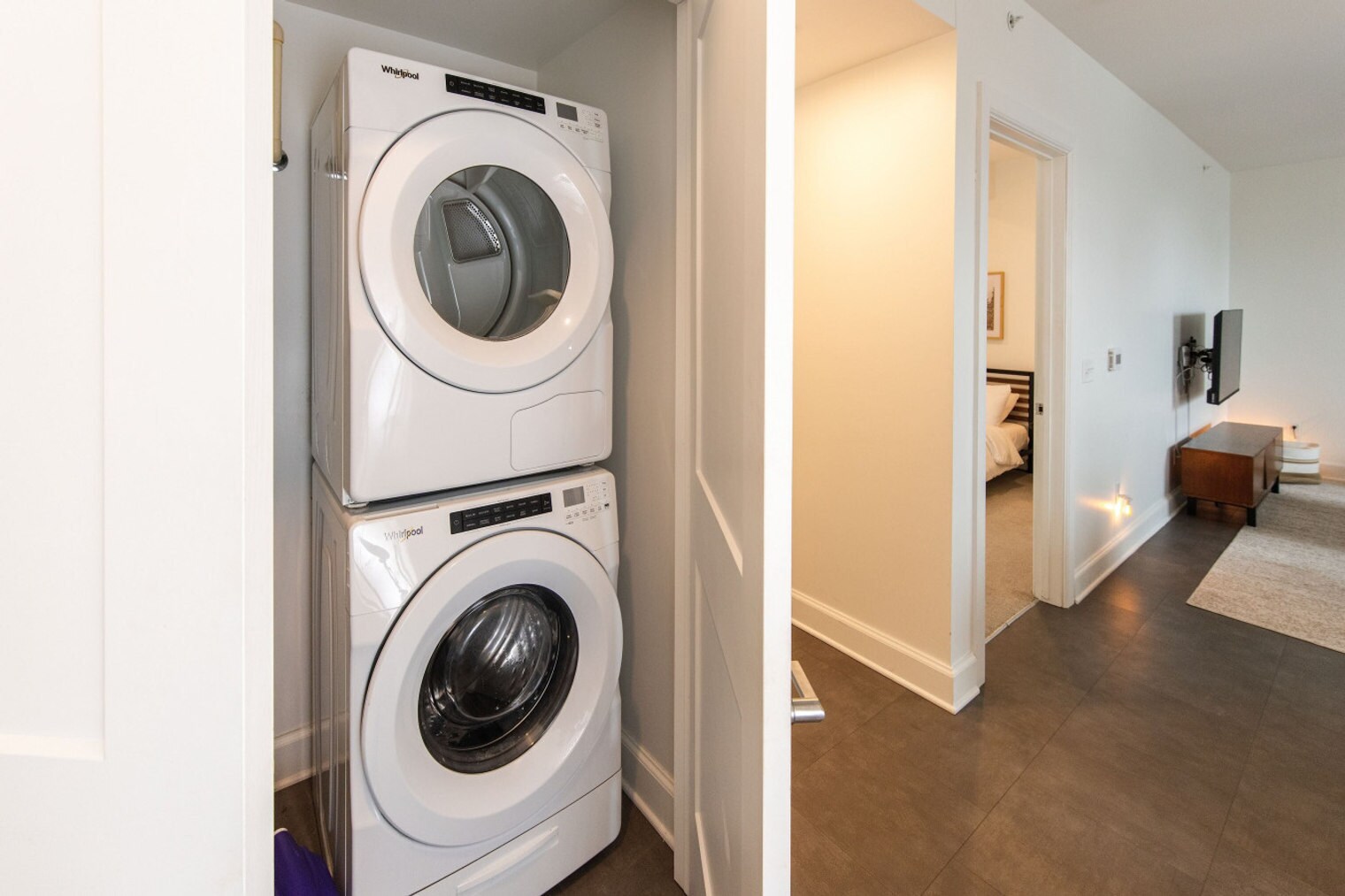 Building Photo - 758 North Broadway-SI ID1379068P