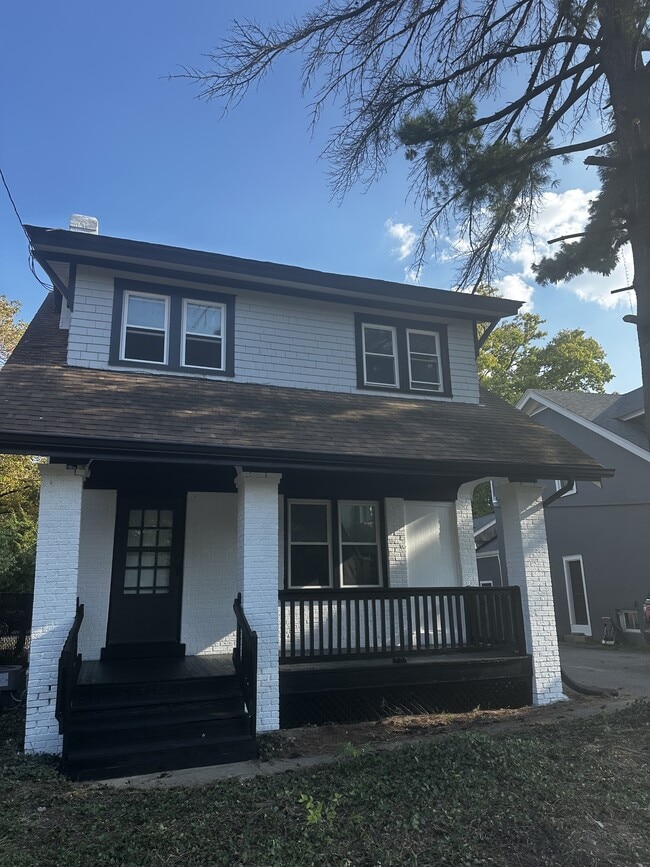 Primary Photo - 6232 Montgomery Rd