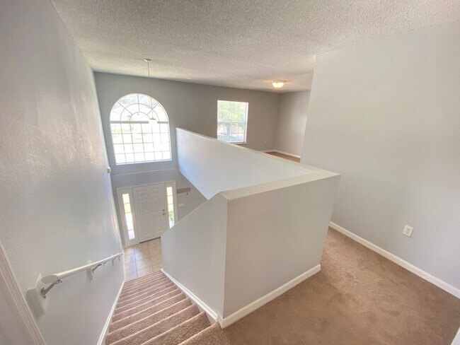 Building Photo - Beautiful 4B/3.5B/2 Car Garage 2-Story Home!