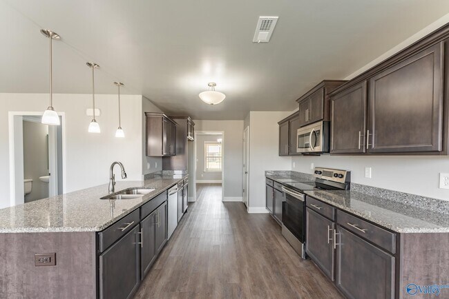 Building Photo - 119 Beaver Brook Pl