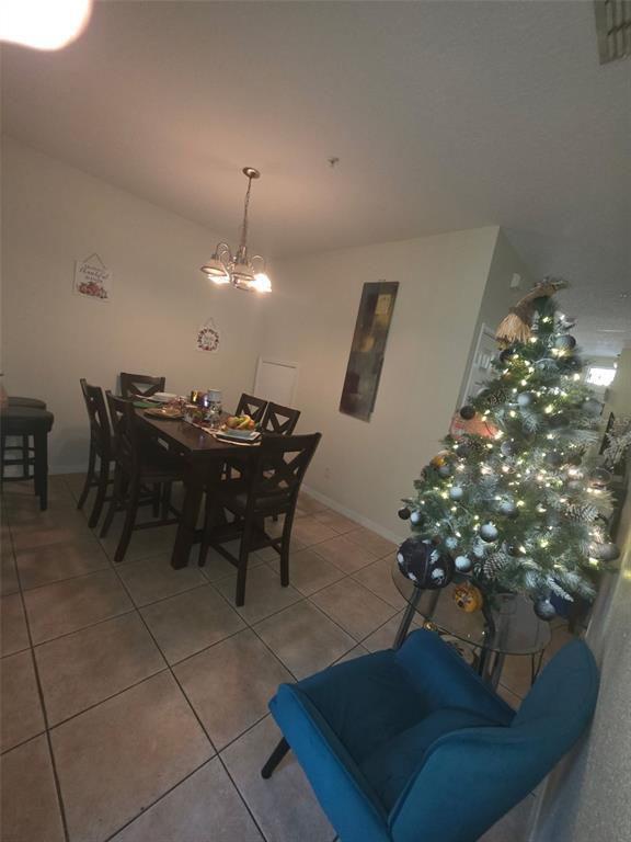 Building Photo - 6013 Scotchwood Glen