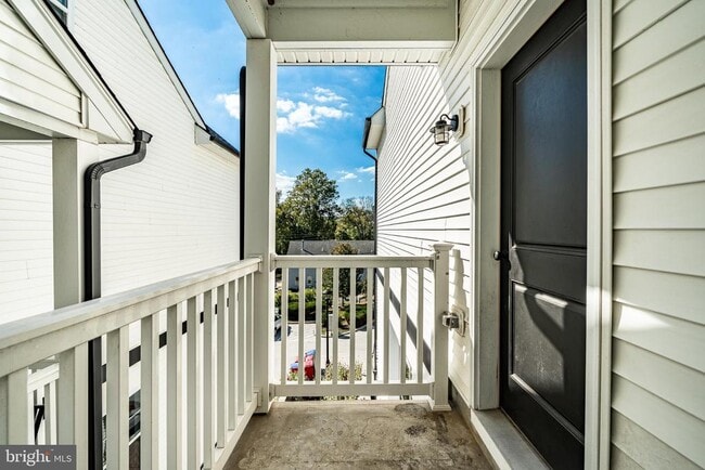 Building Photo - 117 Colwell Ln