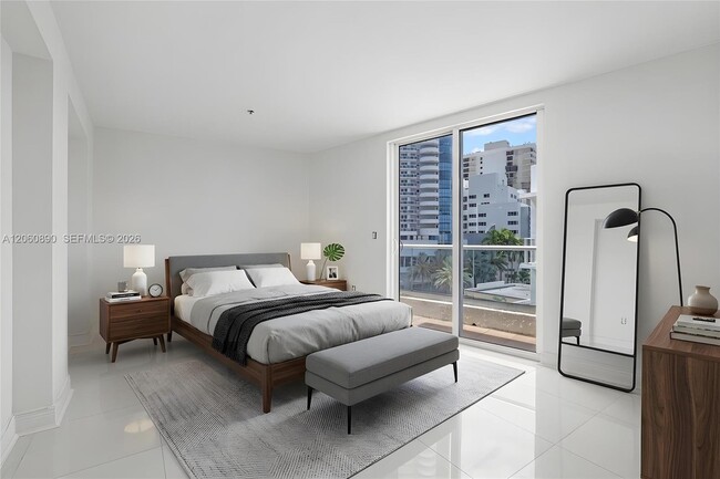 Building Photo - 6362 Collins Ave