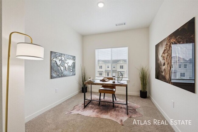 Building Photo - 625 Leland Aly