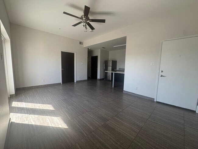 Building Photo - 502 Shiloh Dr