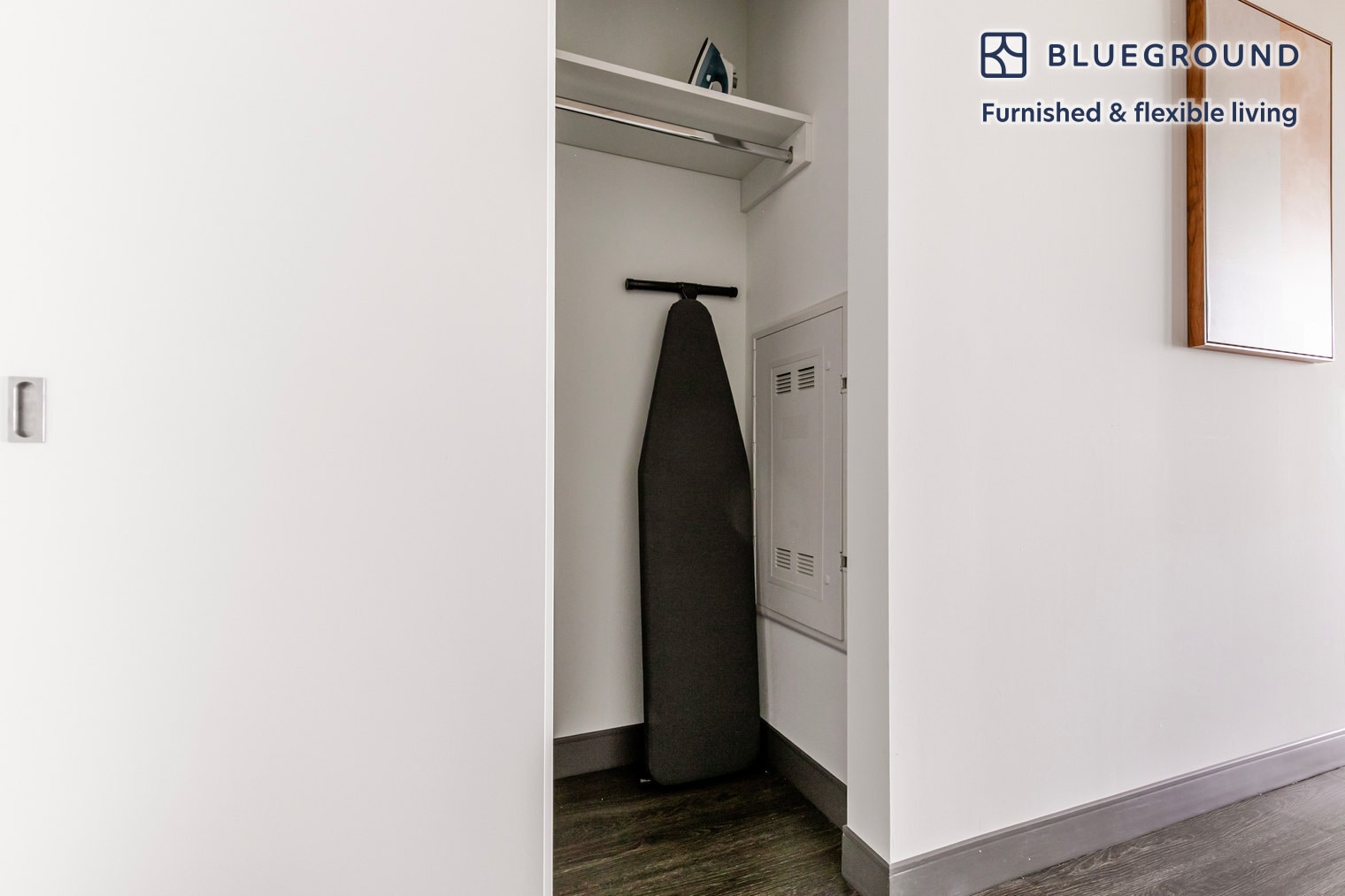 Building Photo - 60 E Randolph St