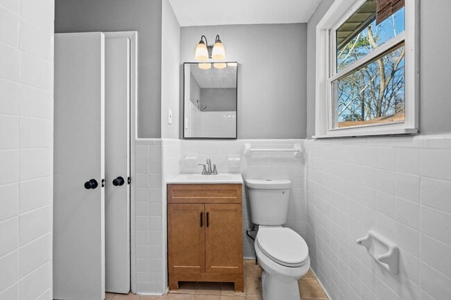 Building Photo - 3314 Lockwood Ct SW