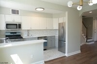 Building Photo - 176 Millburn Ave