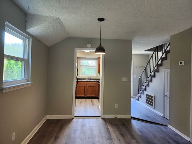 Building Photo - 778-780 Winding Hills Ln