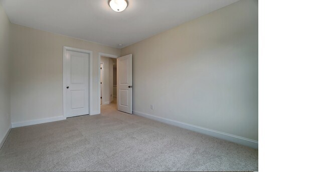 Building Photo - 2310 Creekmere Ln