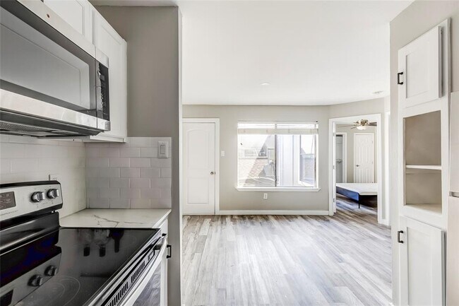 Building Photo - 1740 Timber Ridge Rd