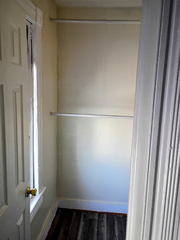 Building Photo - 28 Grant St