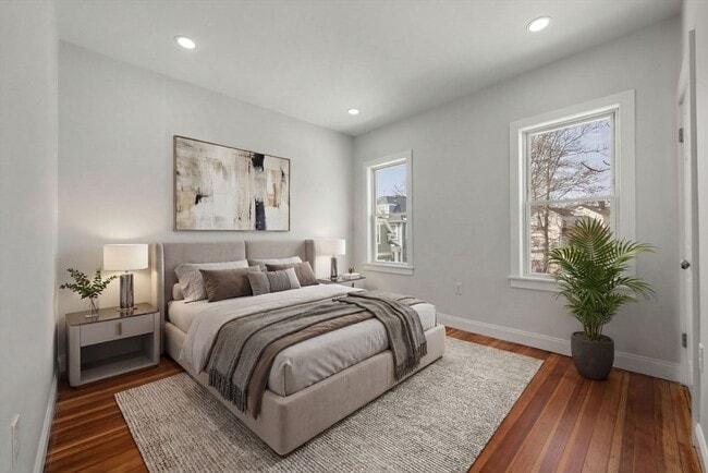 Building Photo - 53 Woodford St