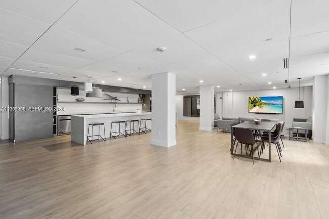 Building Photo - 199 Ocean Ln Dr