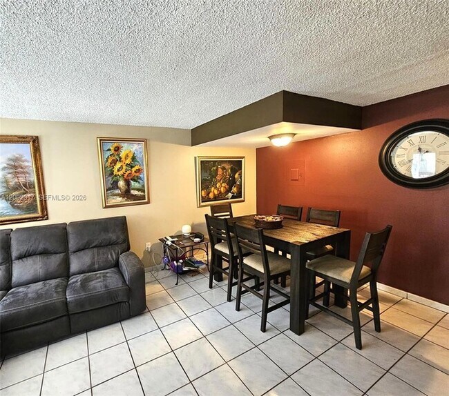 Building Photo - 40 NW 87th Ave