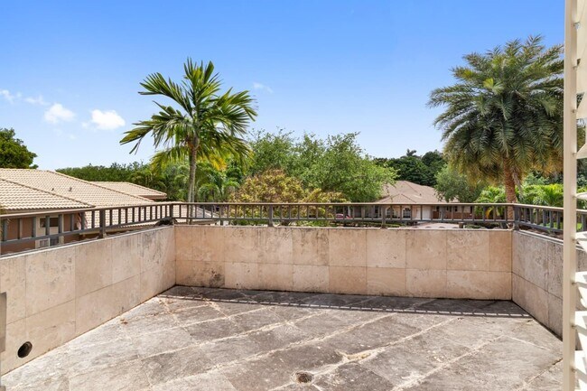 Building Photo - 6301 SW 58th Ct