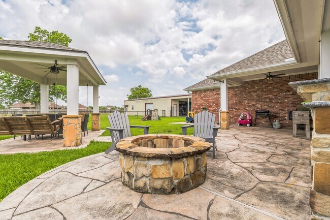 Building Photo - 4219 Landon Ln