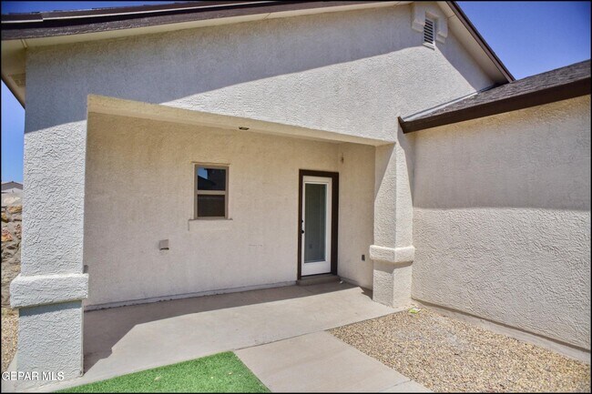 Building Photo - 2120 Thomas Lackland St