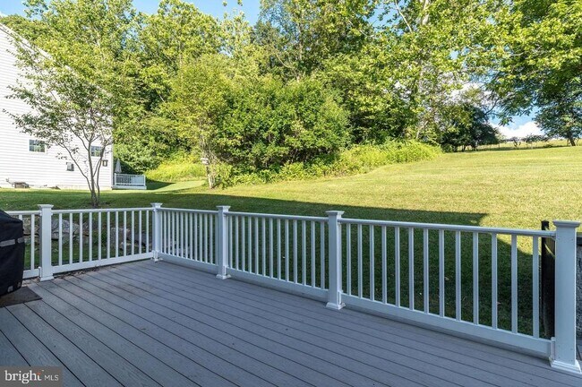 Building Photo - 306 Liam Ln