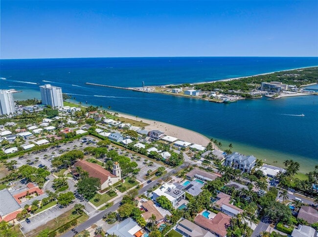 Building Photo - 2001 Marietta Dr