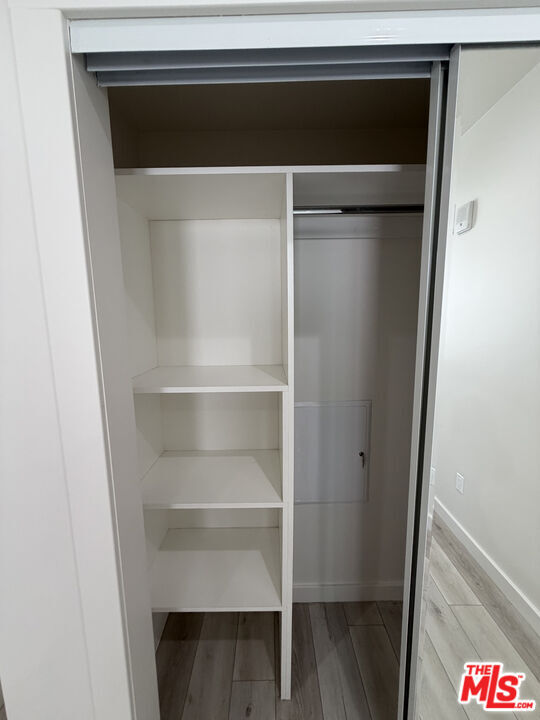 Building Photo - 124 S Croft Ave