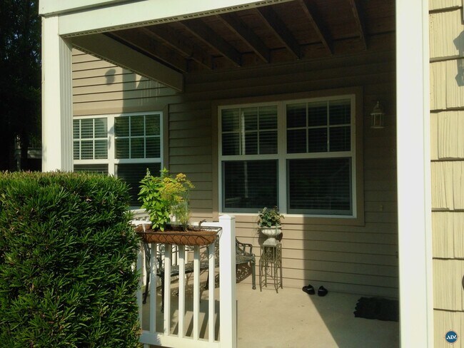 Building Photo - First Floor 2BR 2BA North End Summerfield $2,200  - Available June 18