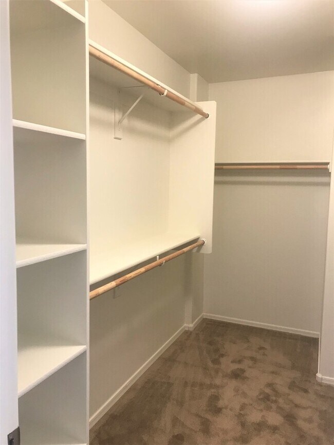 Building Photo - Brand New Home in Gated Community!