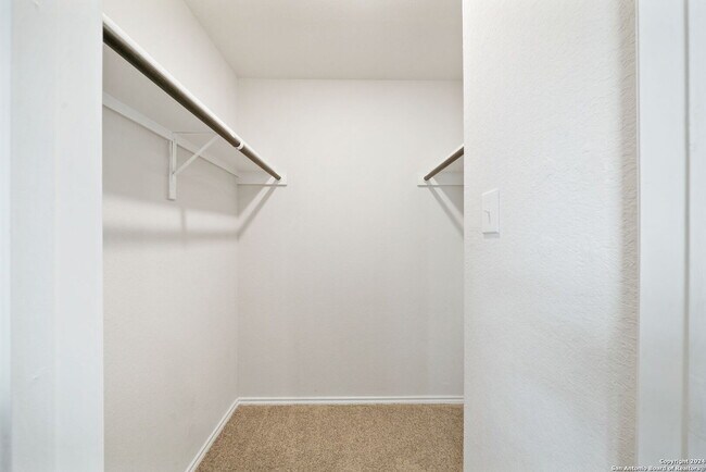 Building Photo - 6536 Dynamic Sound