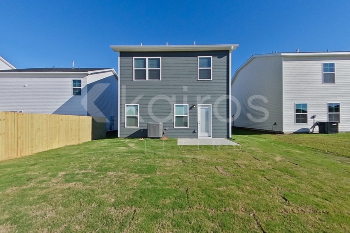 Building Photo - 908 Silent Barge Cv