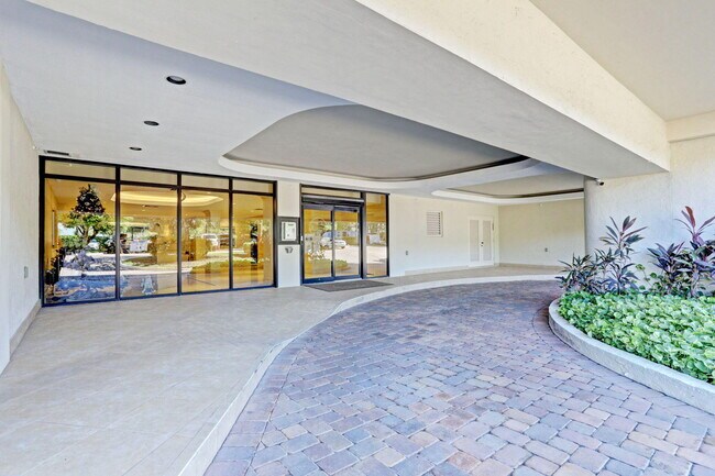Building Photo - 3440 S Ocean Blvd