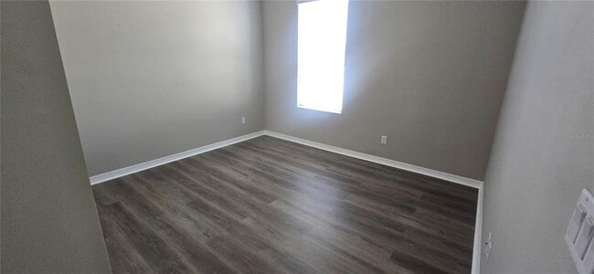 Building Photo - 7564 Bishop Square Dr