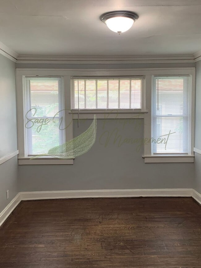 Building Photo - RENT SPECIAL!!!