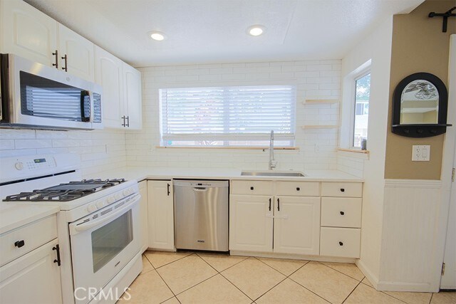 Building Photo - 17023 Mt Lomina Ct