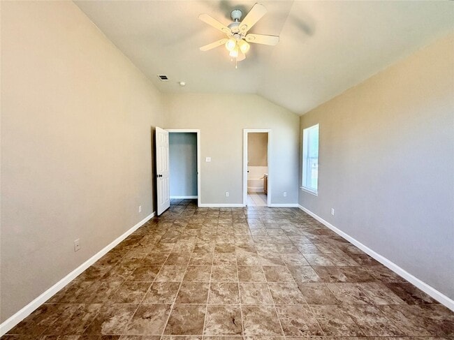 Building Photo - 1412 La Mirada