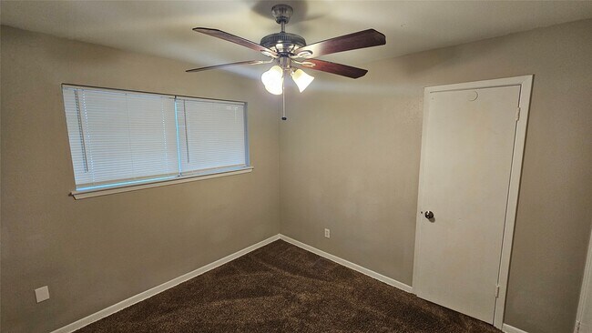 Building Photo - 1543 Fashion Hill Dr