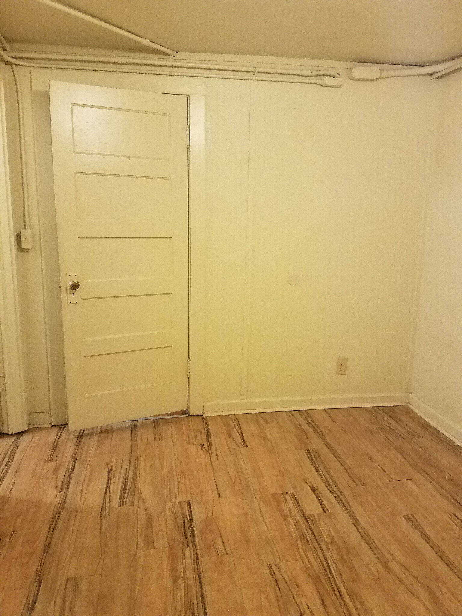 Bedroom - 3158 York St