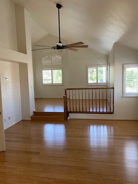 Building Photo - 5460 Azure Ct