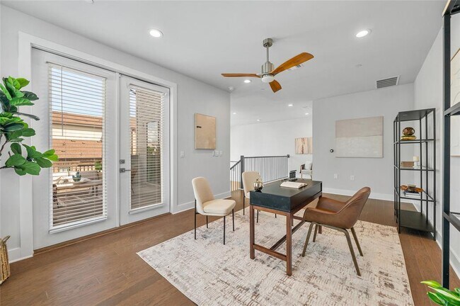 Building Photo - 4410 Grotto Dr