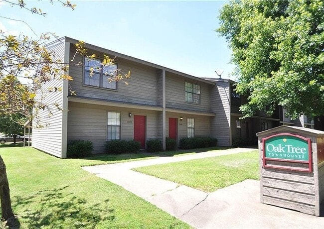 Building Photo - 2628 E Kantz Dr