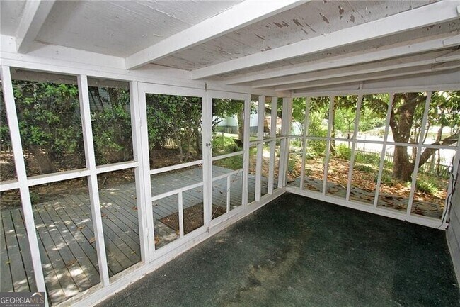 Building Photo - 2874 Burden St NW