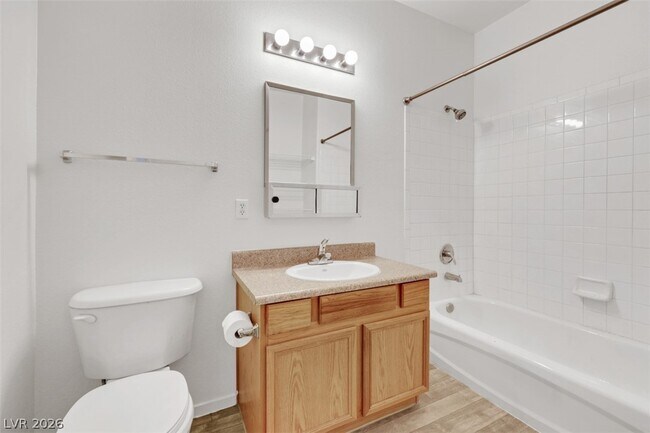 Building Photo - 2041 Hussium Hills St