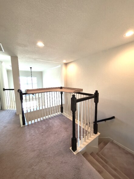 Building Photo - 3080 Peyton Brook Dr